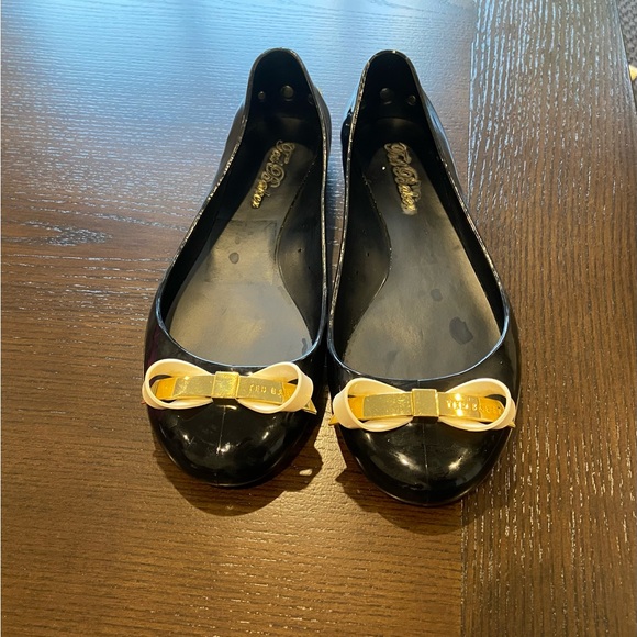 Ted Baker London | Issan Slim Bow Jelly Flats | Black | Size 38 - Picture 2 of 5